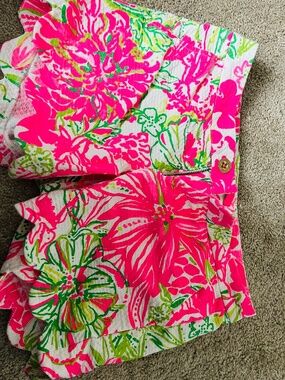 Lilly Pulitzer shorts ! Only worn once !